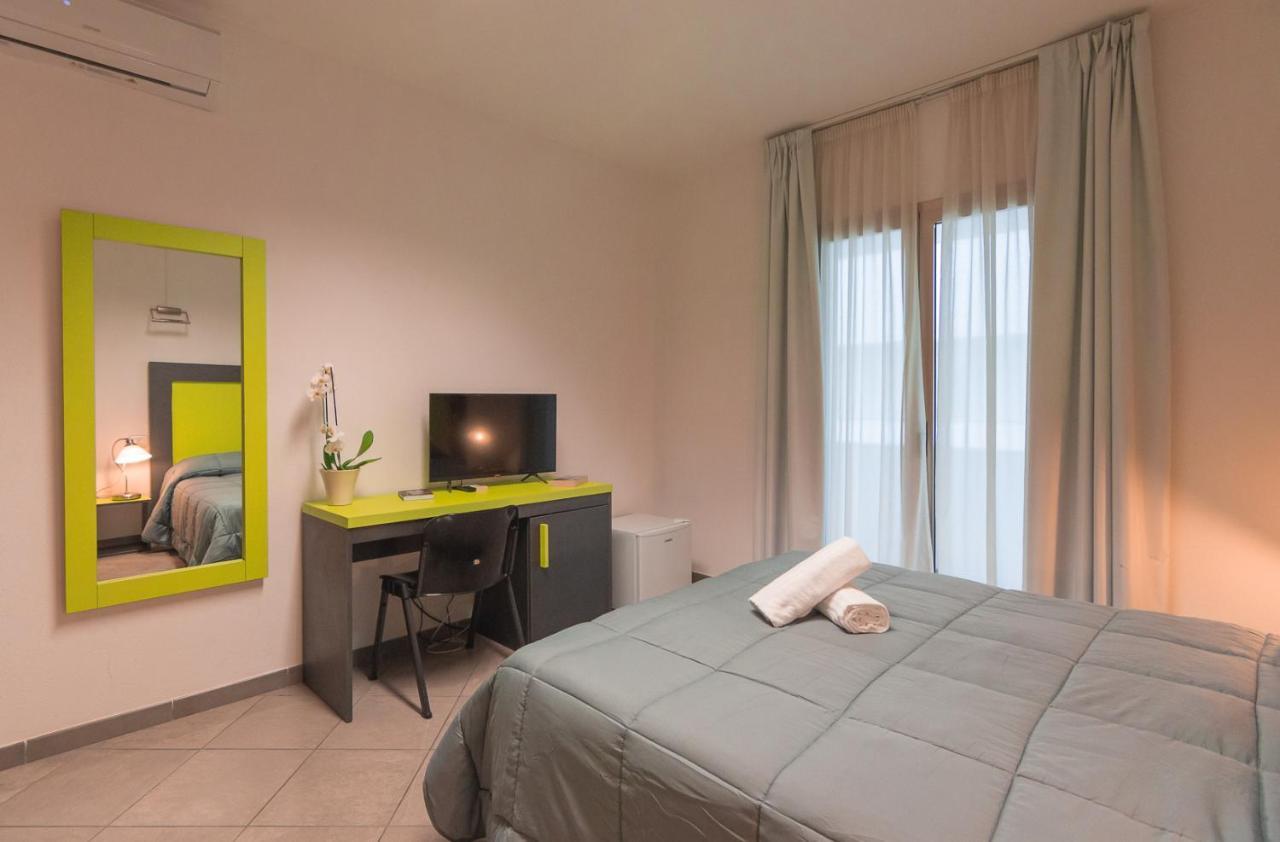 Delta Rooms Olbia Exterior foto